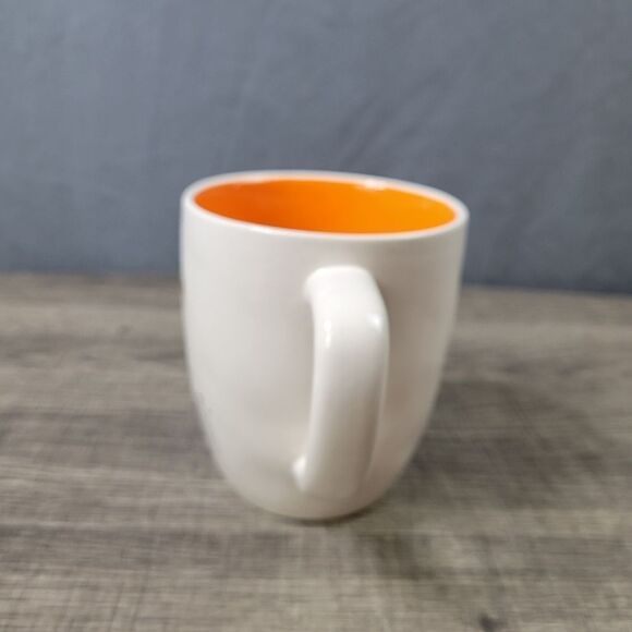 Rae Dunn Artisan Collection Farmhouse Scaredy Cat Halloween Mug - Picture 4 of 6